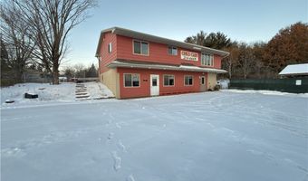 2328 N Hillcrest Pkwy, Altoona, WI 54720