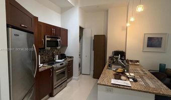 19900 E Country Club Dr 114, Aventura, FL 33180