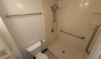 439 Keoniana St 504, Honolulu, HI 96815