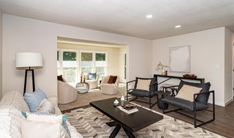 5524 N Dakota Ave, Ames, IA 50014