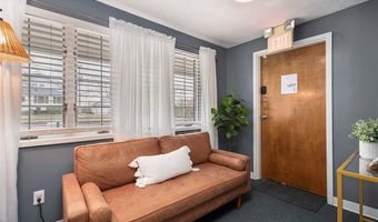 990 Main St 3, East Greenwich, RI 02818