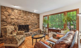 33 Cold Spring Rd, Avon, CT 06001
