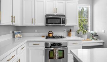 11359 Belmont Lake Dr 101, Las Vegas, NV 89135