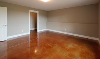 103 Andrews Ct, Alton, IA 51003