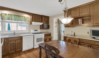 56 LaBelle Ter, Amherst, NY 14228