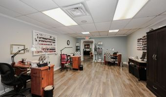 135 NH-Route 101A, Amherst, NH 03031