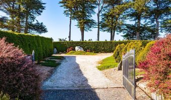 32550 Navarro Ridge Rd, Albion, CA 95410