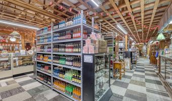 1041 Military Ave, Baxter Springs, KS 66713