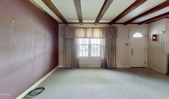 122 E 25th Ave, Altoona, PA 16601