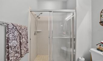 307 BLUEWATER FALLS Ct, Apollo Beach, FL 33572