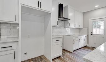 90 Live Oak St, Alvarado, TX 76009