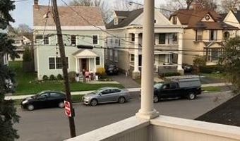 2 Maple Ave, Albany, NY 12208
