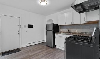 53 LORD Ave 2L, Bayonne, NJ 07002