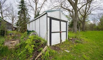 6748 Cedar St, Akron, NY 14001
