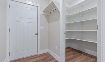 28 Fleetwood Dr, Bella Vista, AR 72714