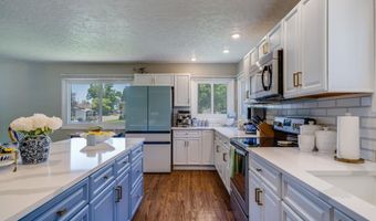 1230 ROSEBUD Rd, Cheyenne, WY 82001
