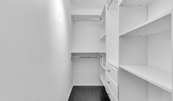 19 Center St, Barnegat, NJ 08005