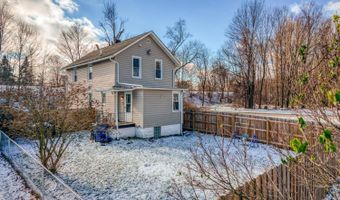 389 Seeley Ave, Amherst, OH 44001