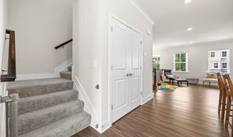 12452 SEA OAKS Ln 5, Berlin, MD 21811