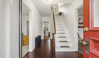9 Pleasant St, Bath, ME 04530