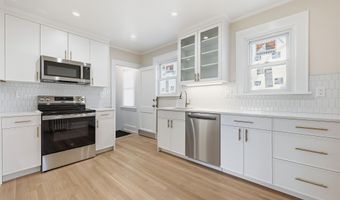 44 Lorraine Ter 2, Bridgeport, CT 06604