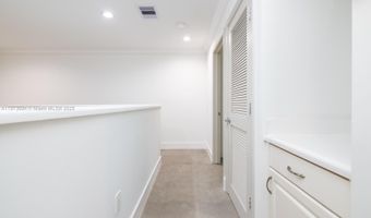 20729 NE 32nd Ave, Aventura, FL 33180