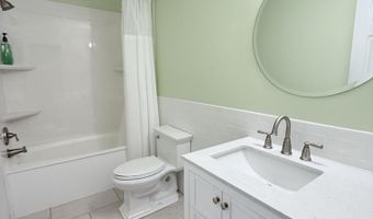 30 Barnwell Dr, Beaufort, SC 29907