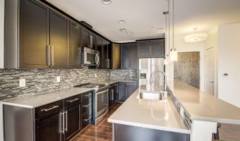 1107 S WALTER REED Dr 302, Arlington, VA 22204