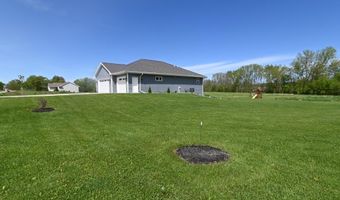 6478 MAIN St, Abrams, WI 54101