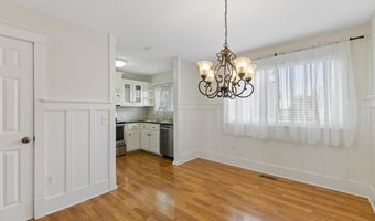 27 Crows Nest Ln 7E, Danbury, CT 06810