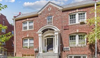 2520 41ST St NW, Washington, DC 20007