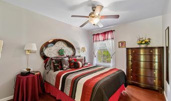 10 Dori Ln, Barnegat, NJ 08005