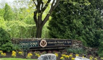 7 Deer Valley Ln 6, Alloway, NJ 07462