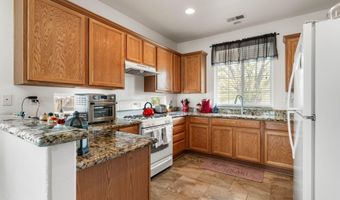 916 Lakeview Dr, Dayton, NV 89403