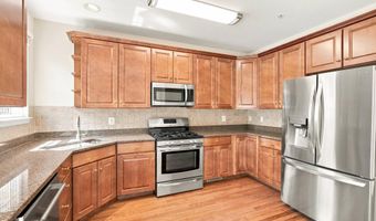 107 HEARTH Ct, Baltimore, MD 21212