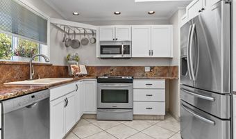 310 MAGNOLIA St, Atlantic Beach, FL 32233