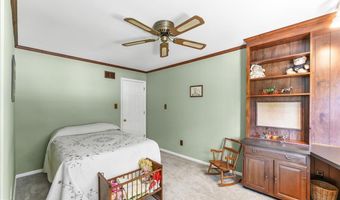 230 TREE TOP Ln, Hockessin, DE 19707