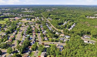 201 Pacific Ave, Barnegat, NJ 08005