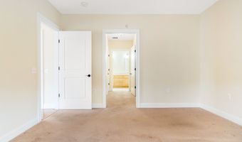 332 Still Water Cir 332, Brookfield, CT 06804