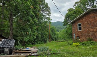 244 Mcmahan Ln, Bakersville, NC 28705
