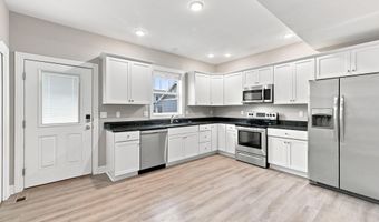 139 Wilder Pl, Ames, IA 50014