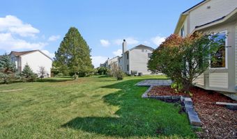 5776 Cedar Ridge Dr, Ann Arbor, MI 48103