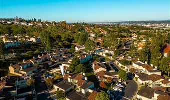 5573 E Vista Del Rio, Anaheim, CA 92807