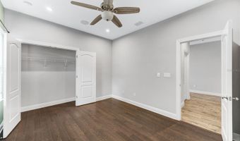 5434 SILVER SUN Dr, Apollo Beach, FL 33572