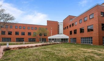 475 Kilvert St, Warwick, RI 02886