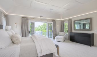 865 Hollow Tree Ridge Rd, Darien, CT 06820