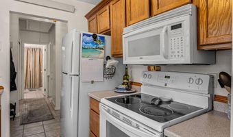 20 Roundhouse Rd 20, Bourne, MA 02532