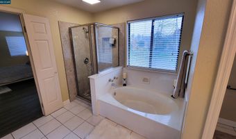 4632 Country Hills Dr, Antioch, CA 94531