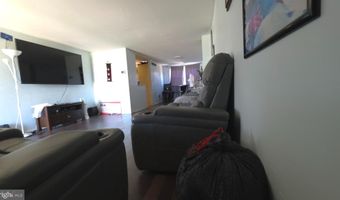 942 MIDDLEBOROUGH Rd, Baltimore, MD 21221