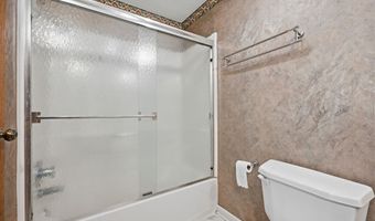 1829 Edward Ln, Anderson, IN 46012